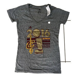Cleveland Cavaliers adidas Women's Medium V-Neck 2016 NBA Champions Gray T-Shirt
